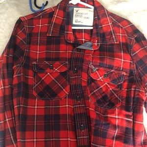 Men’s American Eagle long sleeve button down